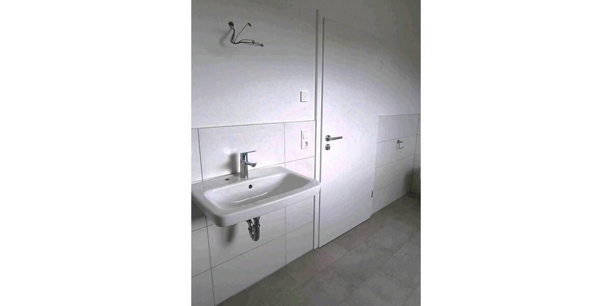 Etagenwohnung Oberhausen - 3 Zimmer, 91 m&sup2;, 1.200&euro; | Angebot:26611683