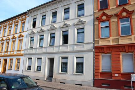 Wohnung Köthen (Anhalt) - 3 Zimmer, 95 m&sup2;, 580&euro; | Angebot:26551583