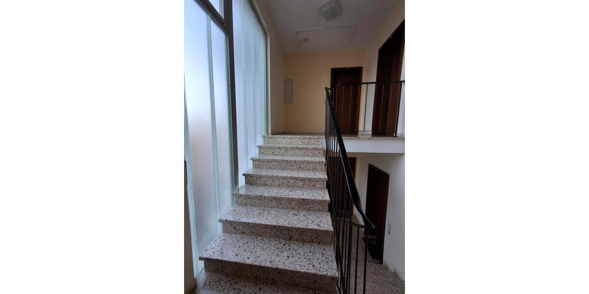 2-Zimmer-Wohnung in Marburg-Wehrda mit Parkplatz zimmer