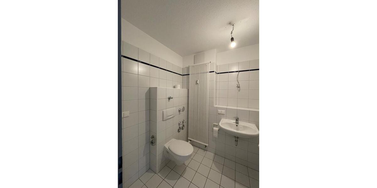 Etagenwohnung Veitshöchheim - 3 Zimmer, 79 m&sup2;, 1.190&euro; | Angebot:24520019
