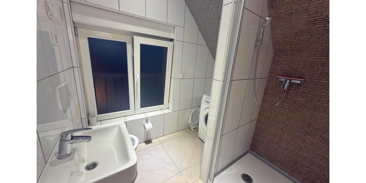 Dachgeschoßwohnung Raunheim - 2 Zimmer, 48 m&sup2;, 1.100&euro; | Angebot:25560543