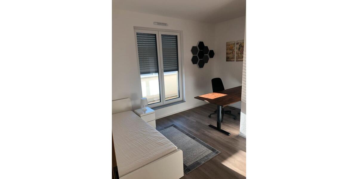 Einfamilienhaus Osthofen - 3 Zimmer, 95 m&sup2;, 1.340&euro; | Angebot:24365420