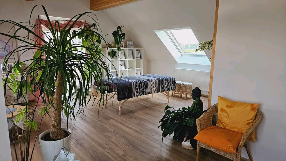 Lichtdurchflutete Praxisräume zimmer