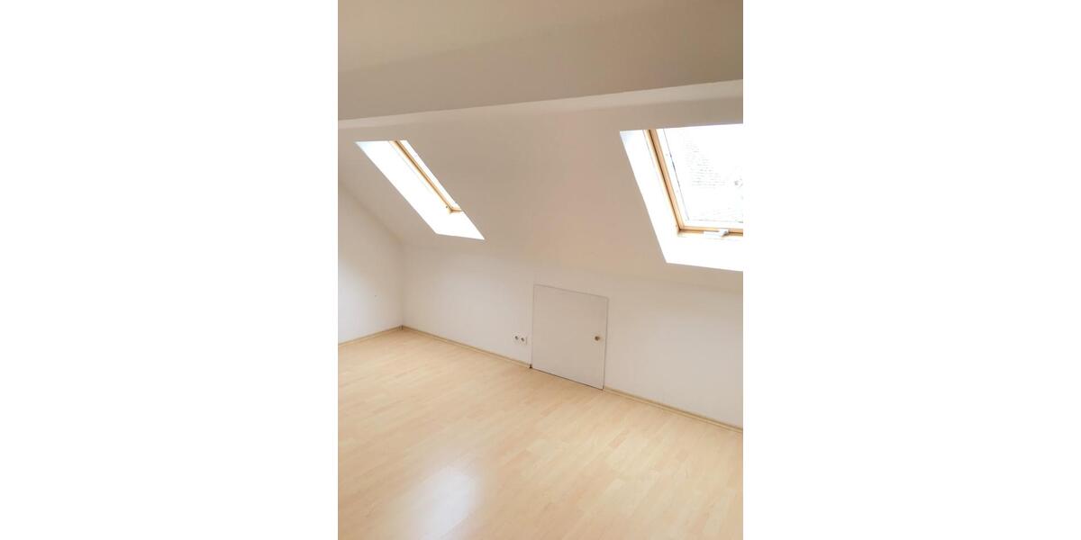 Dachgeschoßwohnung Ulm Söflingen - 2 Zimmer, 40 m&sup2;, 450&euro; | Angebot:24803405