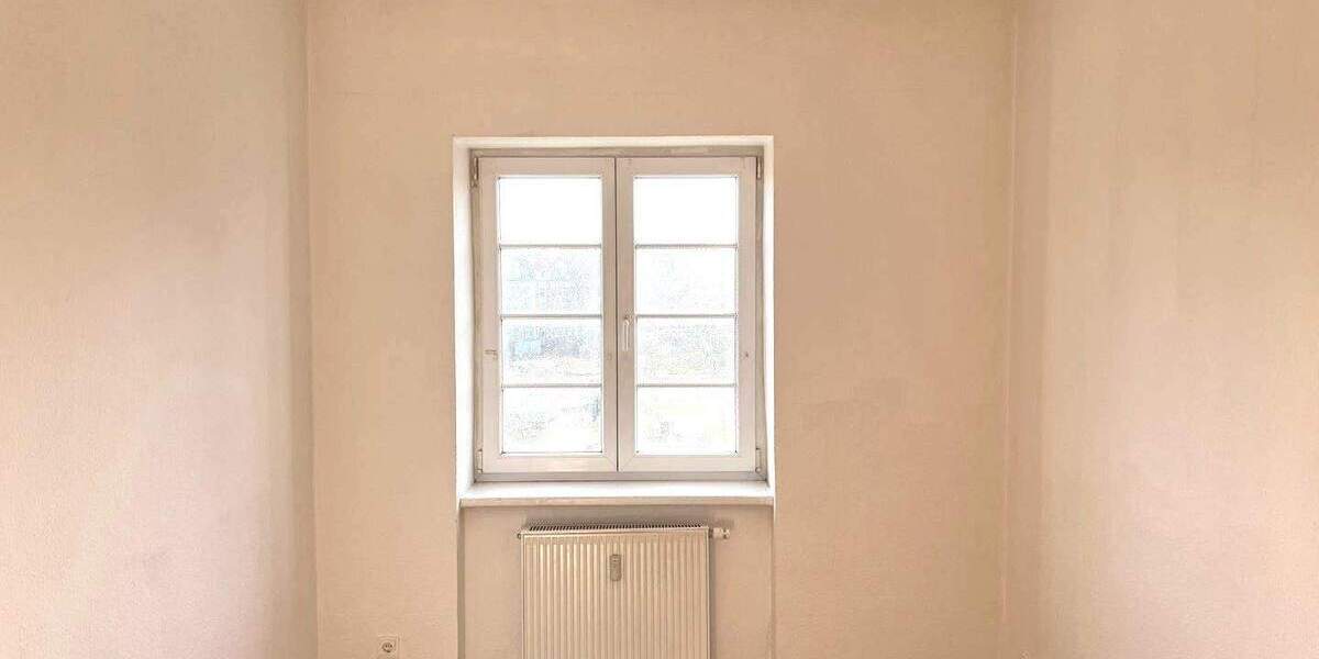 Etagenwohnung Erfurt Ilversgehofen - 3 Zimmer, 80 m&sup2;, 642&euro; | Angebot:25778528