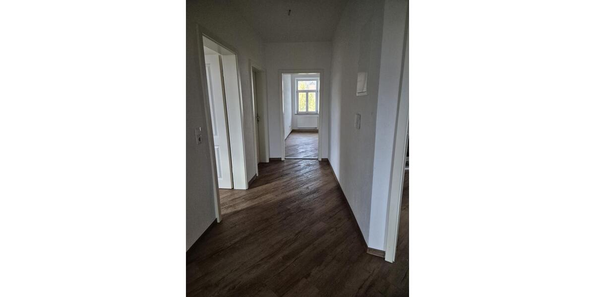 Etagenwohnung Kronach - 3 Zimmer, 90 m&sup2;, 850&euro; | Angebot:26476772