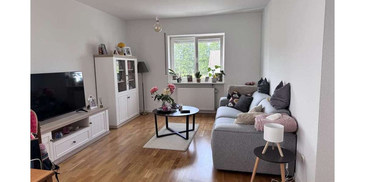 Etagenwohnung Neu Anspach - 3 Zimmer, 93 m&sup2;, 1.100&euro; | Angebot:26974074