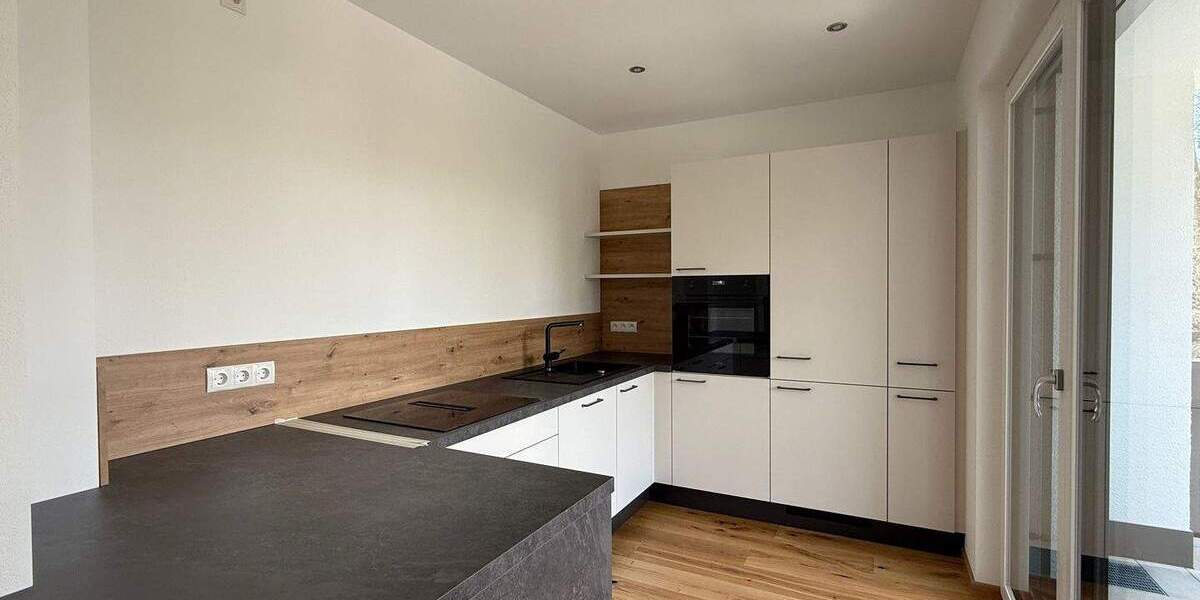 Etagenwohnung Tüßling - 3 Zimmer, 99 m&sup2;, 1.275&euro; | Angebot:26154944