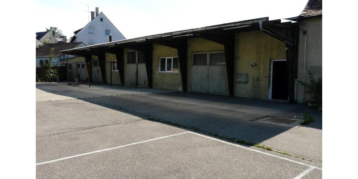 Einfamilienhaus Memmingen - 10 Zimmer, 313 m&sup2;, 3.000&euro; | Angebot:23200332