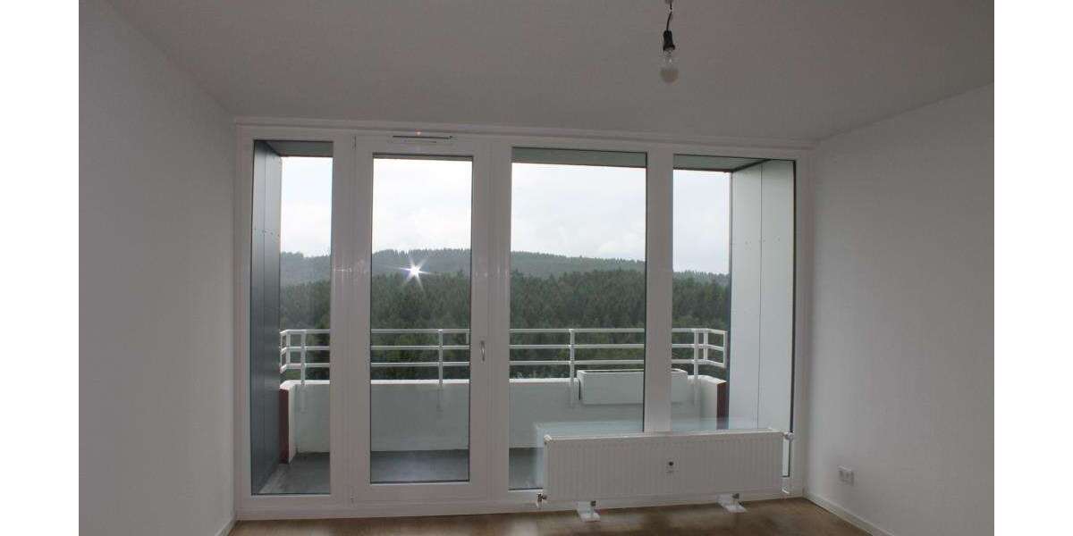 Etagenwohnung Siegen - 3 Zimmer, 88 m&sup2;, 709&euro; | Angebot:26947430