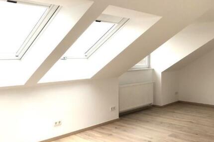 Zu vermieten ++Dachwohnung++ ca. 32 qm in Veitshöchheim 1 zimmer