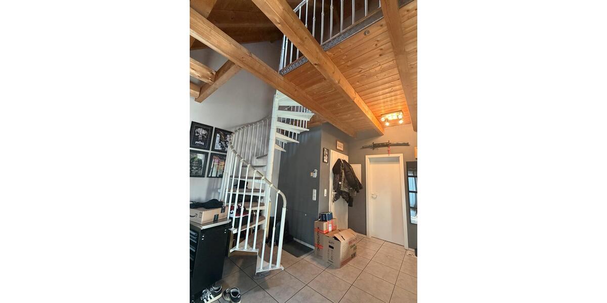 Dachgeschoßwohnung Gochsheim - 3 Zimmer, 80 m&sup2;, 920&euro; | Angebot:26039839