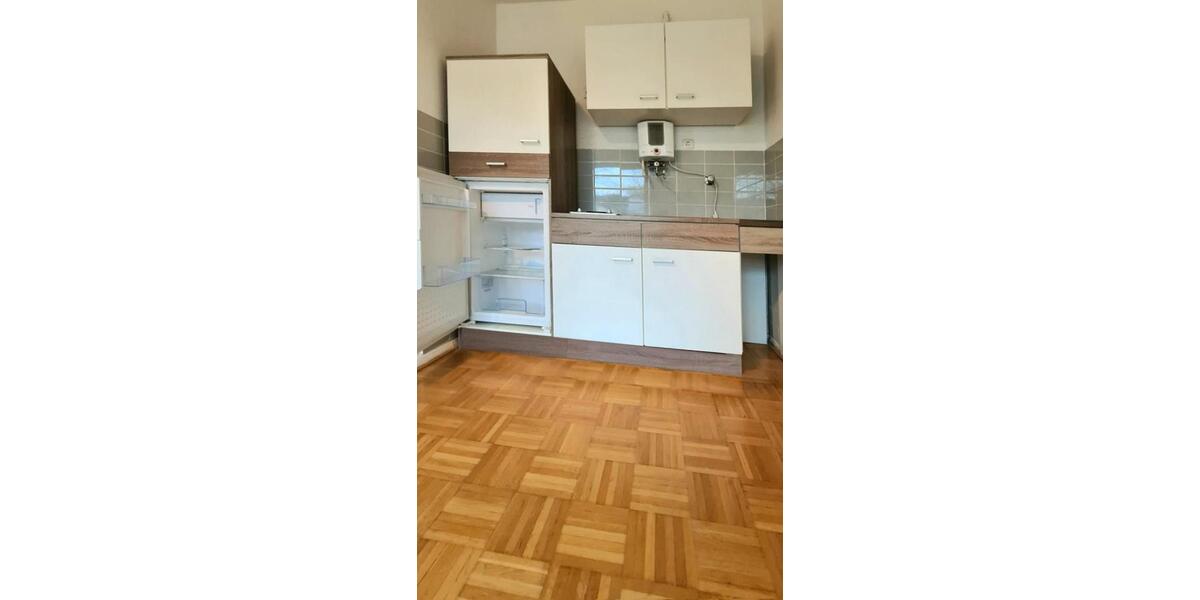 Etagenwohnung Essen Frillendorf - 1 Zimmer, 28 m&sup2;, 260&euro; | Angebot:24849681