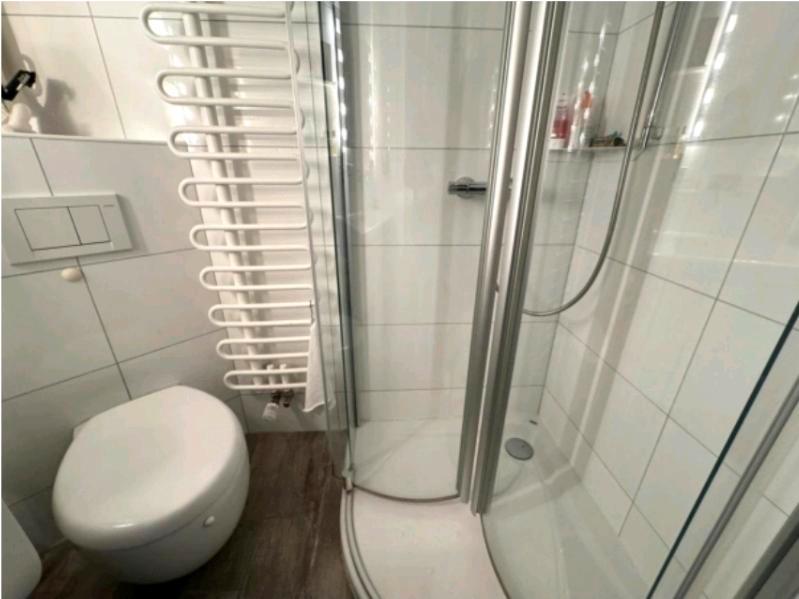 Etagenwohnung Rheinau - 2 Zimmer, 43 m&sup2;, 1.000&euro; | Angebot:25639838