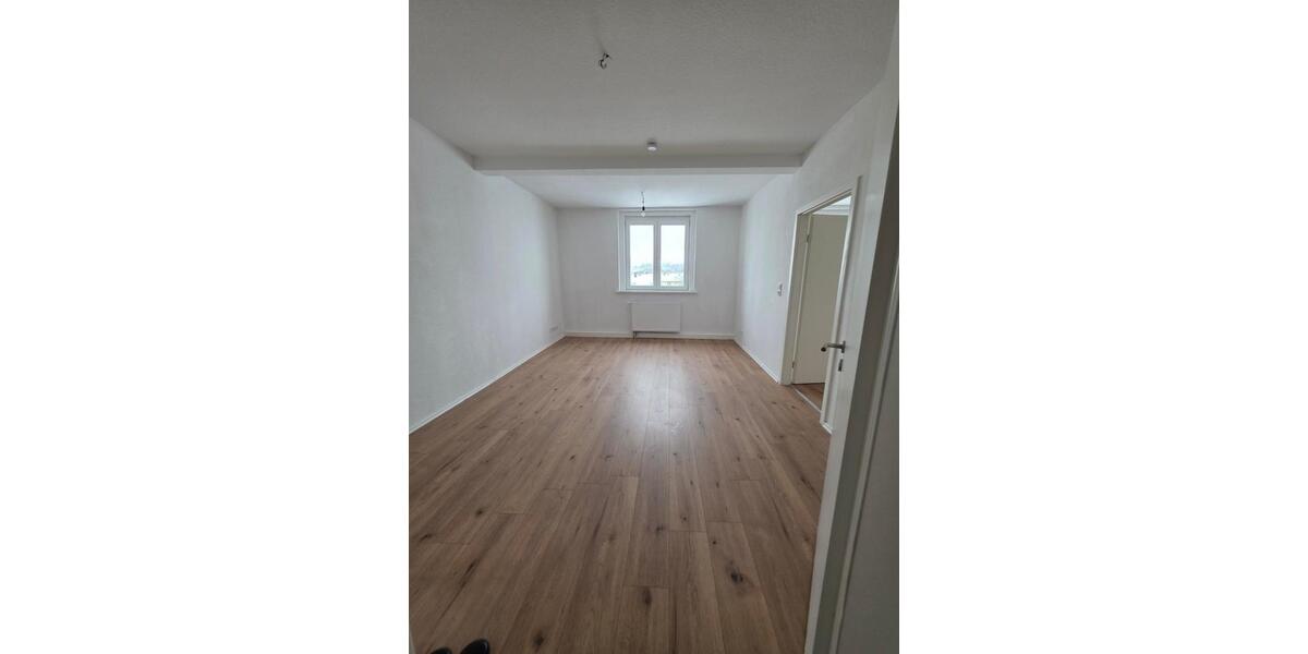 Etagenwohnung Hof Altstadt - 4 Zimmer, 84 m&sup2;, 875&euro; | Angebot:25078931