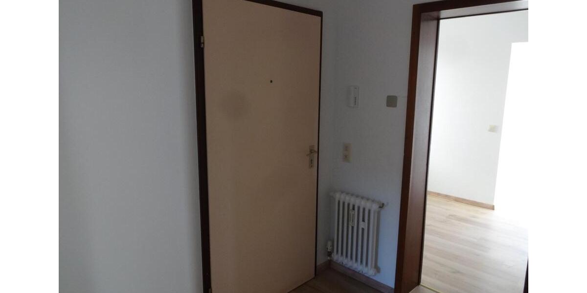 Etagenwohnung Mettlach - 3 Zimmer, 72 m&sup2;, 740&euro; | Angebot:26021093