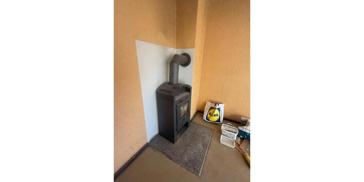 Erdgeschoßwohnung Naumburg (Saale) - 3 Zimmer, 58 m&sup2;, 180&euro; | Angebot:25802637