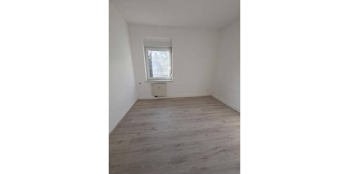 Etagenwohnung Bennewitz - 3 Zimmer, 69 m&sup2;, 599&euro; | Angebot:24747657