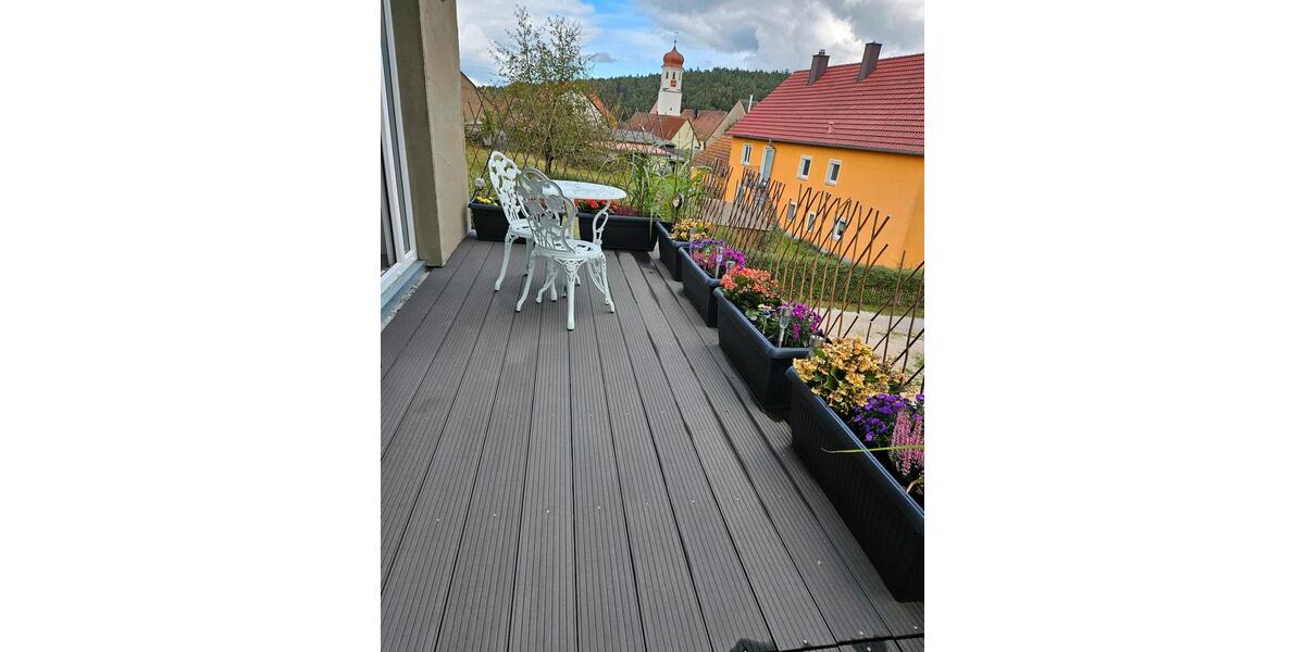 Etagenwohnung Dürrwangen - 4 Zimmer, 128 m&sup2;, 1.300&euro; | Angebot:25839184