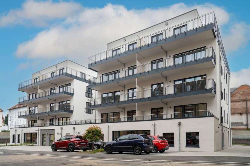 Wohnung zum Mieten in Pirmasens 2.859,48 € 96.85 m²