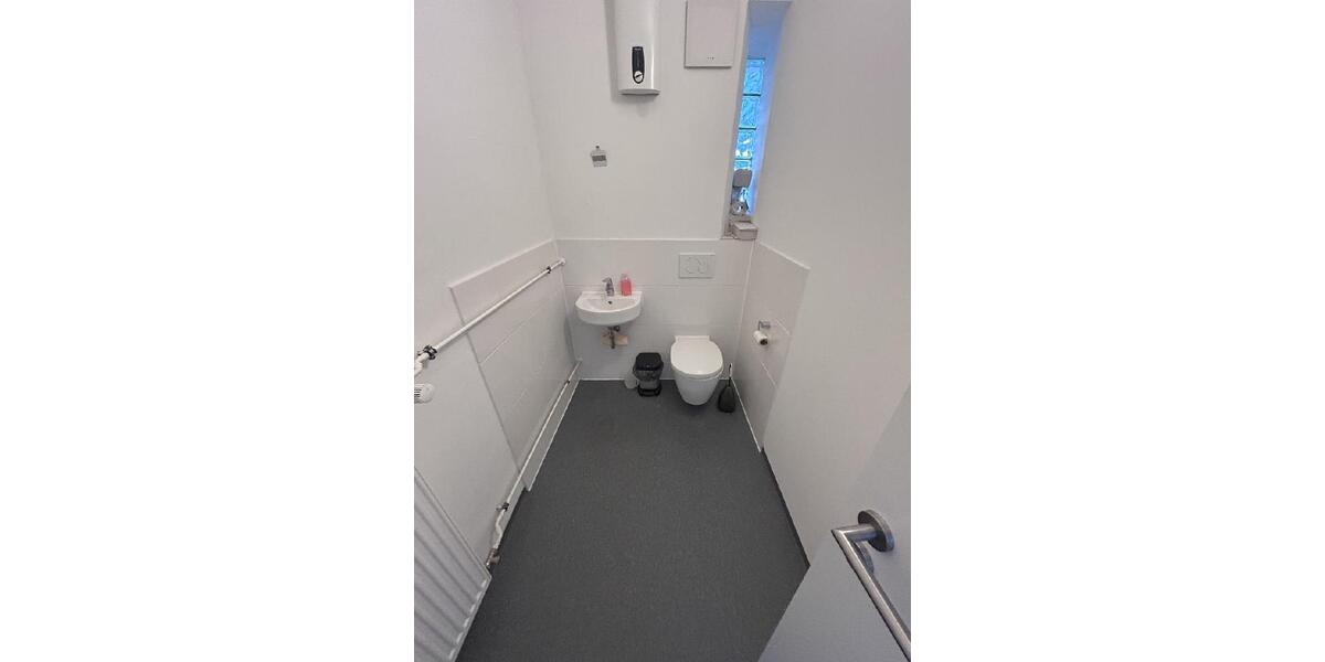 Büro- und Lagerflächen im Zentrum von Gersthofen zimmer