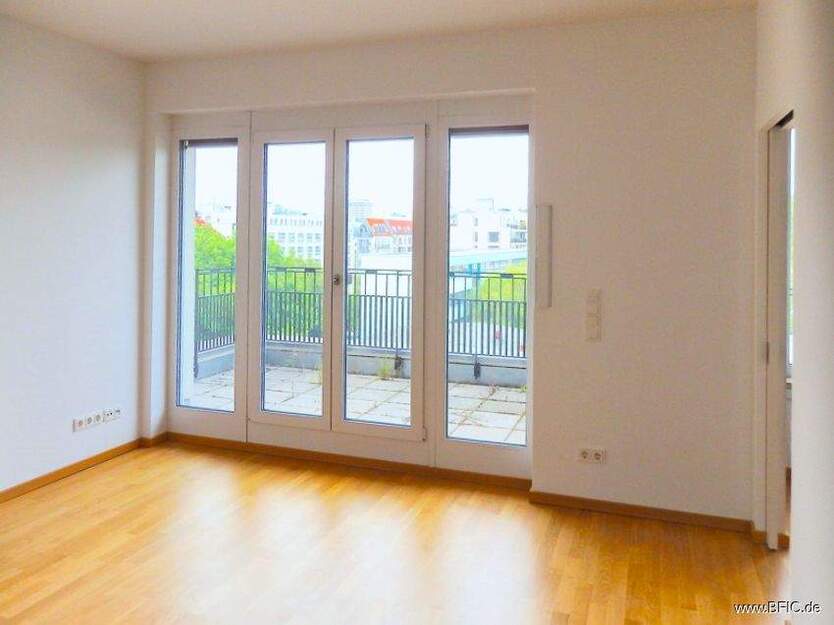 Mitte, Neubau - elegante 2-Zimmer-Wohnung mit Balkon, 5.OG 2 zimmer