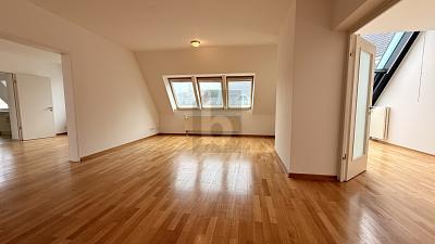 SOFORT BEZUGSFREI IN ERSTKLASSIGER LAGE - Einfamilienhaus Berlin-Mitte Mitte | Angebot:27286580