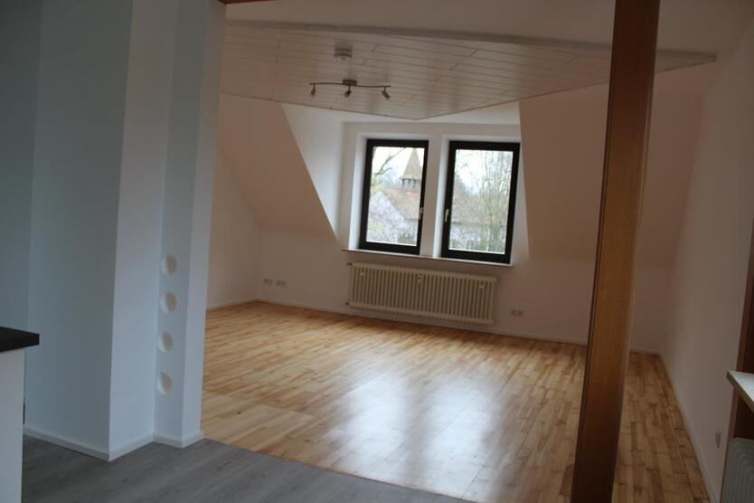 Vermietung ab sofort: 1 Zi Apartment 36m² in Erlangen Bruck
