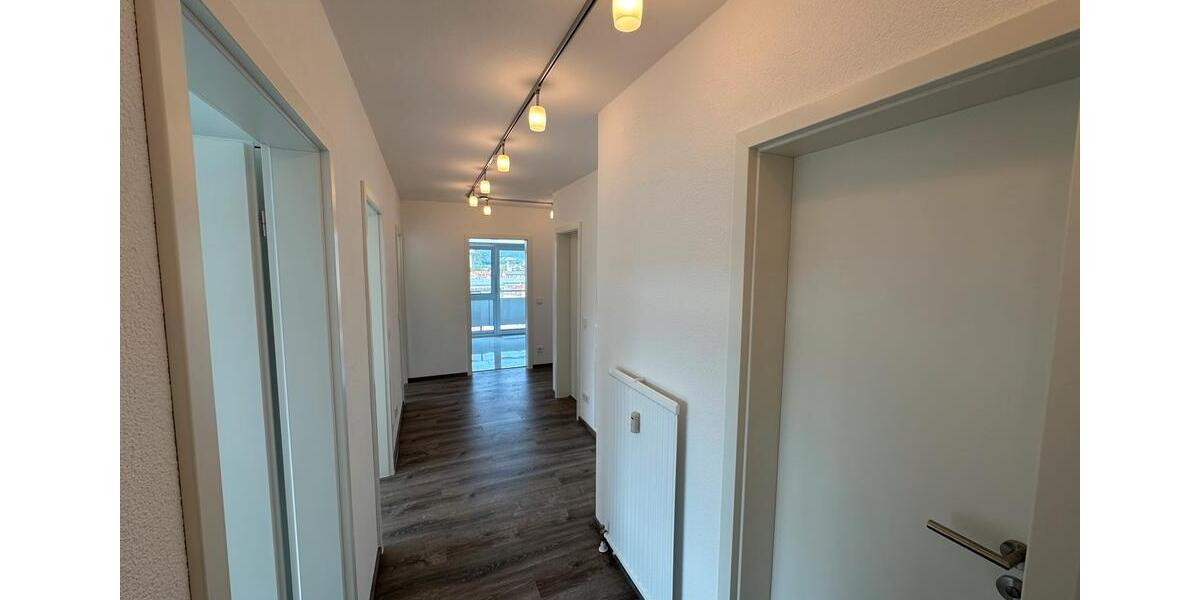 Etagenwohnung Lörrach - 4 Zimmer, 108 m&sup2;, 2.050&euro; | Angebot:25297200