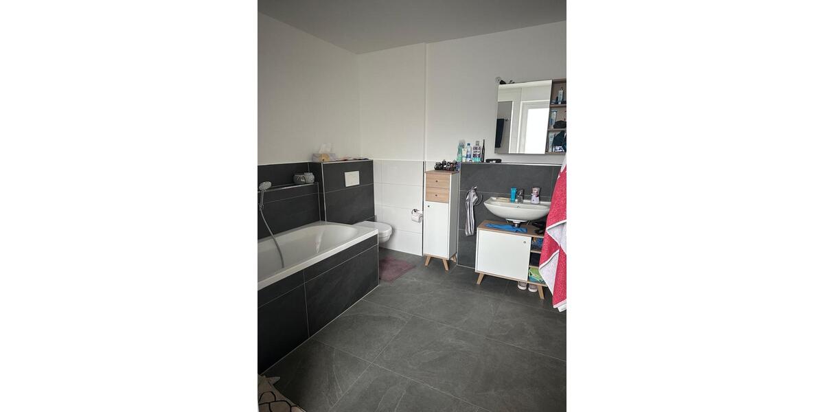 Wohnen auf Zeit Albstadt - 4 Zimmer, 137 m&sup2;, 1.053&euro; | Angebot:24599244