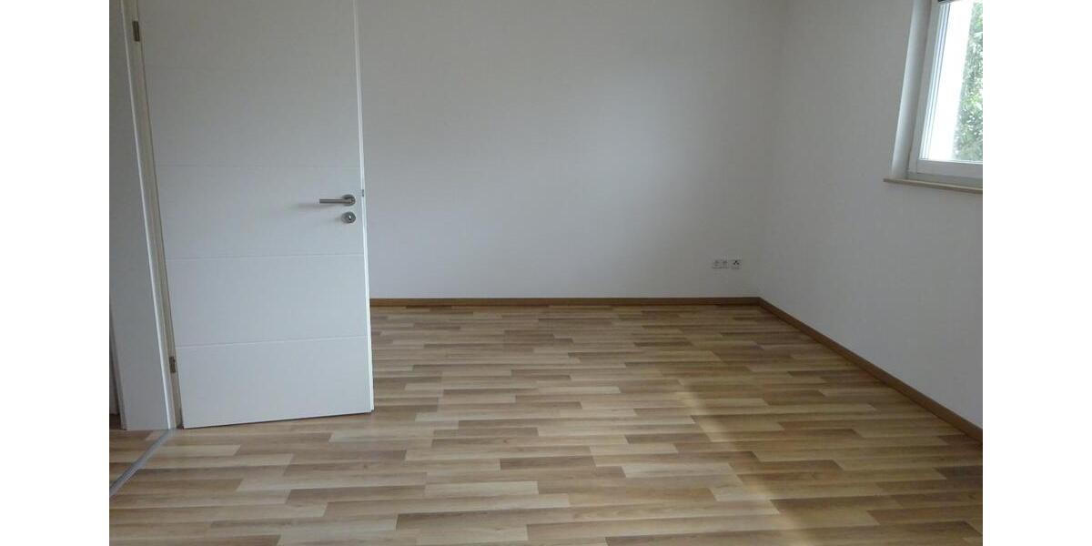 Reihenhaus Delitzsch - 5 Zimmer, 142 m&sup2;, 1.399&euro; | Angebot:26129553