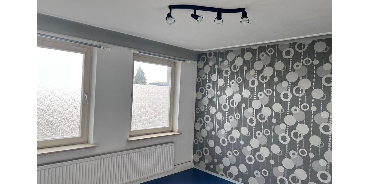 Dachgeschoßwohnung Lage - 2 Zimmer, 50 m&sup2;, 430&euro; | Angebot:25656620