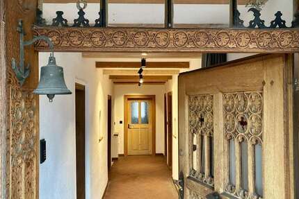 Haus Prien am Chiemsee - 5 Zimmer, 185 m&sup2;, 2.750&euro; | Angebot:25768304