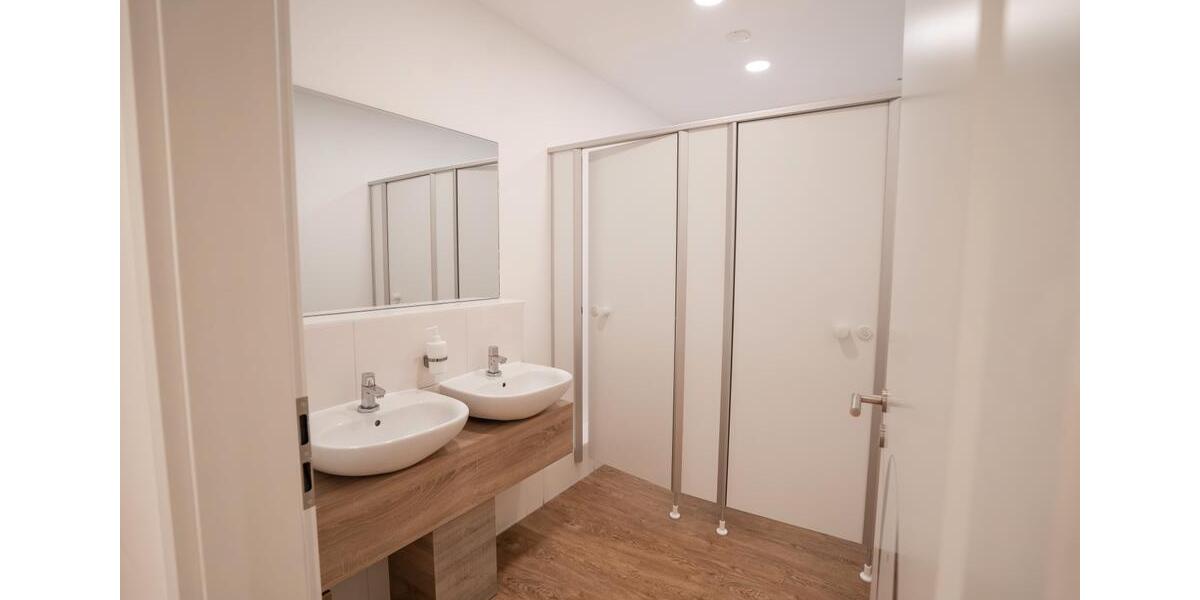 Gewerbeobjekt Bad Königshofen im Grabfeld - 1.000&euro; | Angebot:16748154