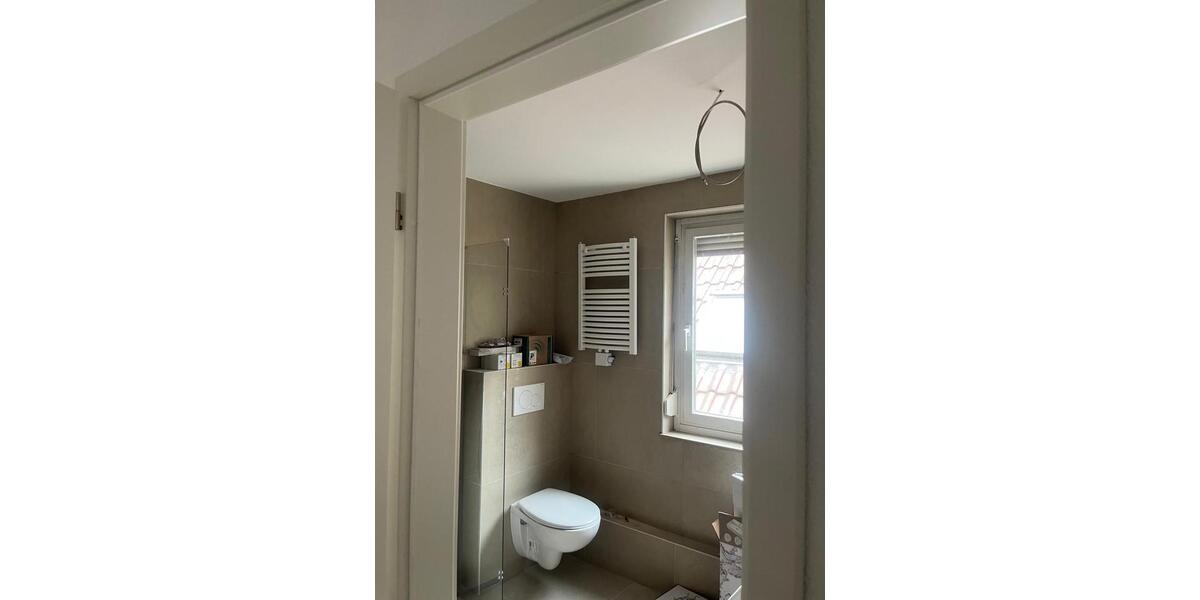 Etagenwohnung Neckartenzlingen - 4 Zimmer, 112 m&sup2;, 1.400&euro; | Angebot:26692449