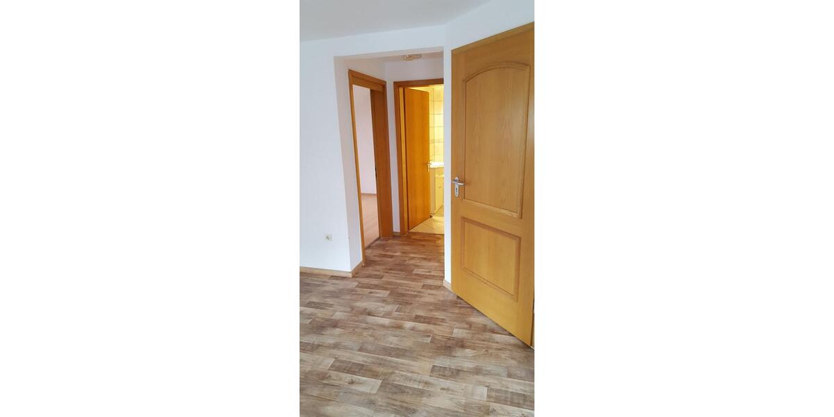 Dachgeschoßwohnung Auerbach/Vogtland Vogtland - 2 Zimmer, 40 m&sup2;, 220&euro; | Angebot:24891378