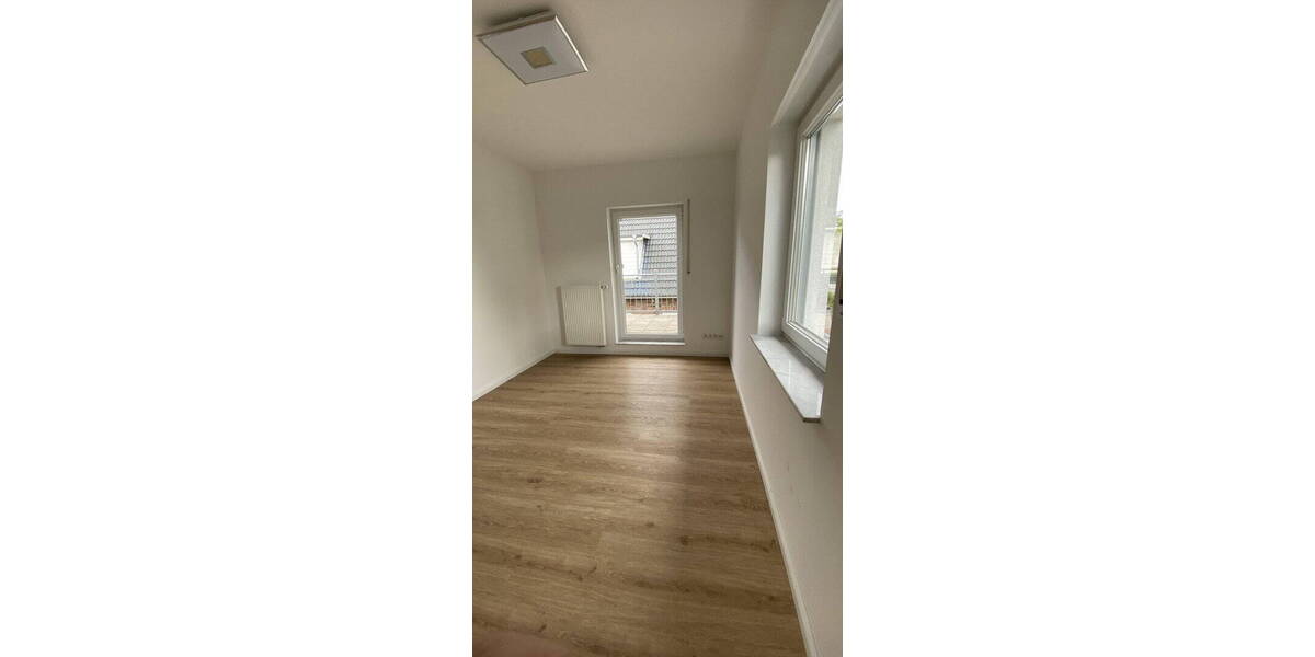 Doppelhaushälfte Hamburg Lurup - 5 Zimmer, 130 m&sup2;, 2.300&euro; | Angebot:26569284