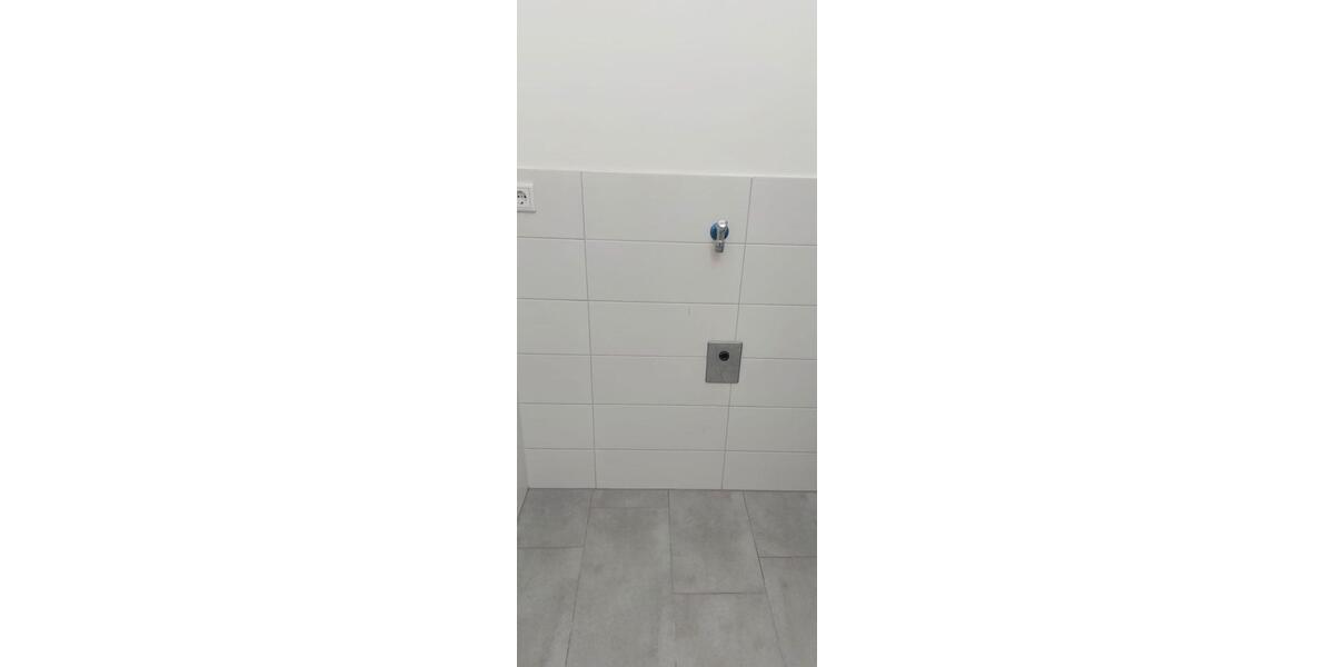 Dachgeschoßwohnung Singen (Hohentwiel) - 3 Zimmer, 70 m&sup2;, 1.050&euro; | Angebot:26489759