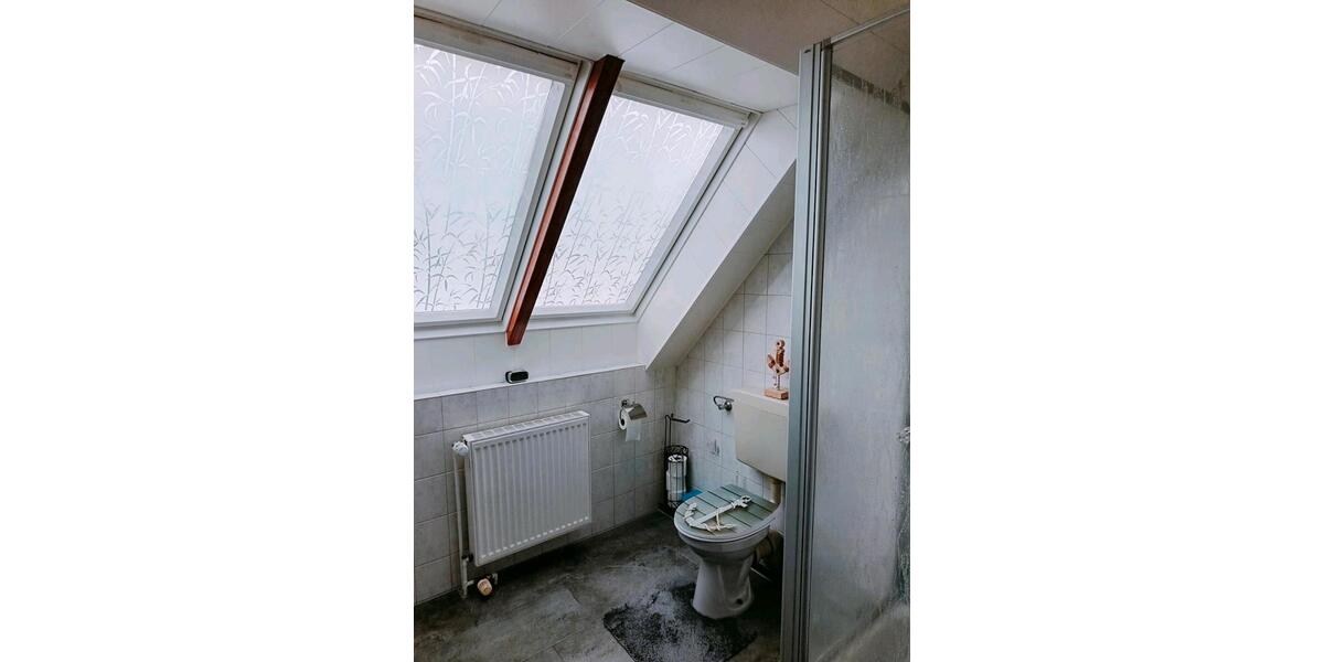 Dachgeschoßwohnung Upgant-Schott Schott - 3 Zimmer, 70 m&sup2;, 400&euro; | Angebot:26623615
