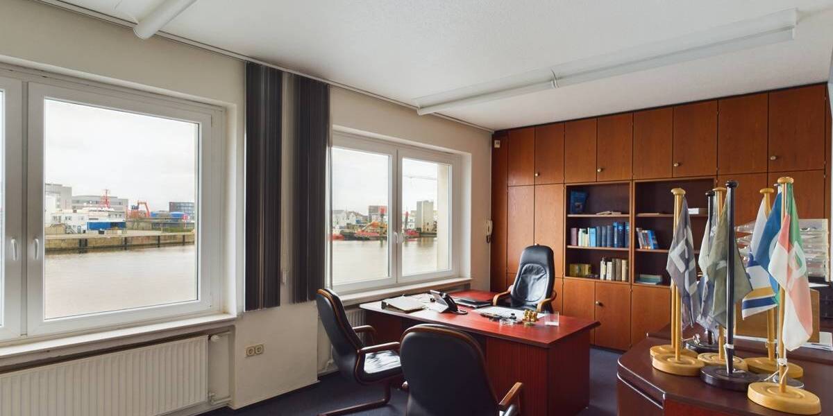 MIETEN. | Bürogebäude mit Gewerbeflächen im Innovationszentrum für Handwerk & Schifffahrt zimmer