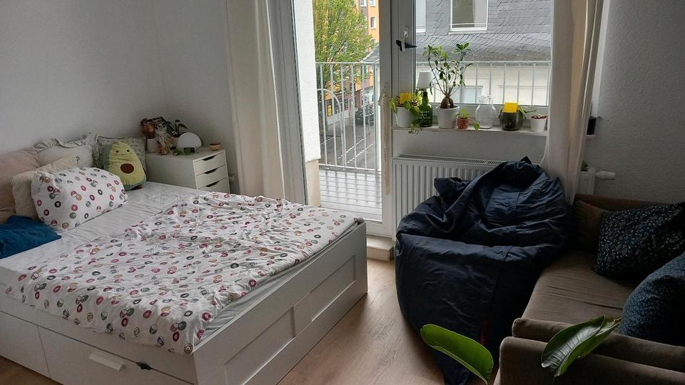 Wohnen auf Zeit Köln Kalk - 15 Zimmer, 100 m&sup2;, 630&euro; | Angebot:26488429