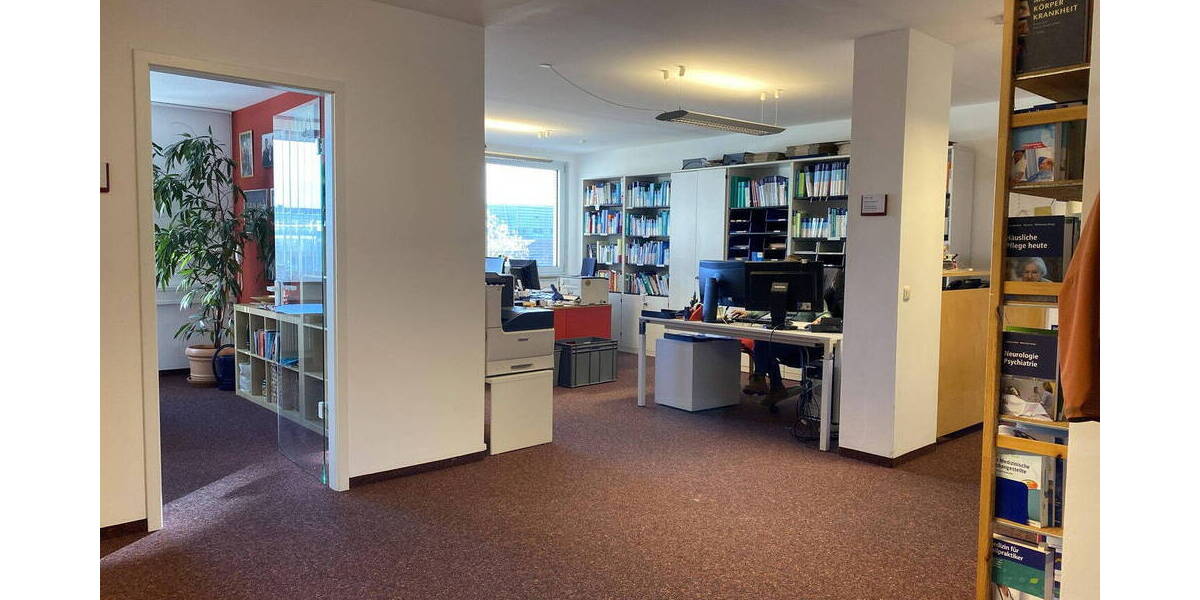 Repräsentativ: Innenstadtbüro 30 m² Königsplatz (Bürogemeinschaft) zimmer