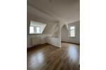 Dachgeschoßwohnung Glauchau - 3 Zimmer, 64 m&sup2;, 450&euro; | Angebot:26479184