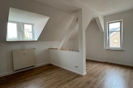 Wohnung Glauchau - 3 Zimmer, 64 m&sup2;, 450&euro; | Angebot:26479184