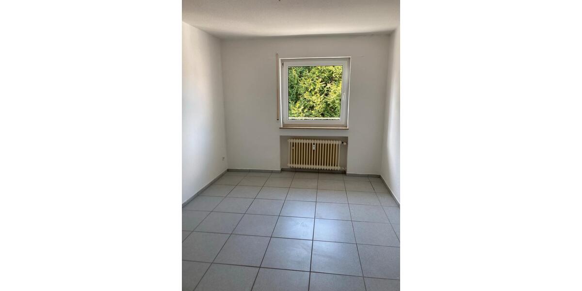 Etagenwohnung Kreuzau - 3.5 Zimmer, 90 m&sup2;, 800&euro; | Angebot:25161441