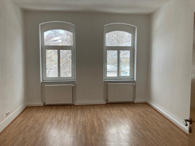 Etagenwohnung Aue-Bad Schlema Bad Schlema - 4 Zimmer, 122 m&sup2;, 665&euro; | Angebot:25141483