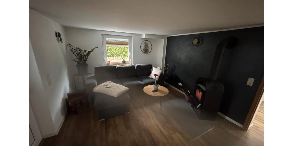 Etagenwohnung Vöhl - 1 Zimmer, 99 m&sup2;, 750&euro; | Angebot:26029531