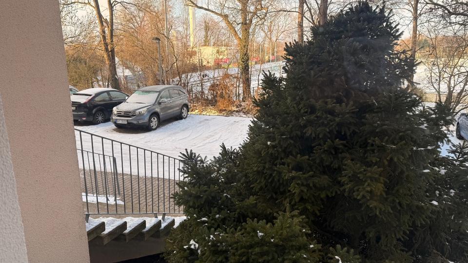 Biete eine 2 Raumwohnung im Erdgeschoss 2 zimmer