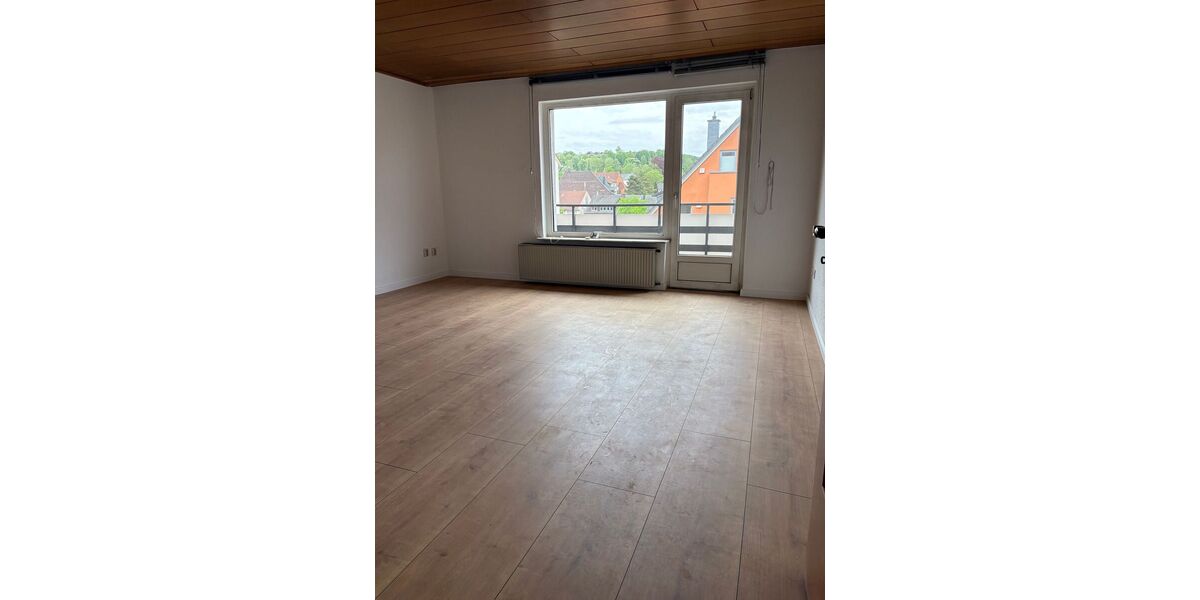 Renovierte 3,5 Zimmer-Wohnung mit Balkon + Tageslichtbad im Hochschulviertel - Appartement Hagen Oberhagen | Angebot:26814406
