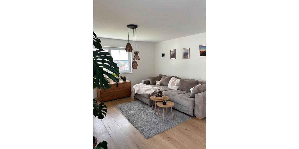 Etagenwohnung Bruckberg - 2.5 Zimmer, 82 m&sup2;, 1.050&euro; | Angebot:26256518